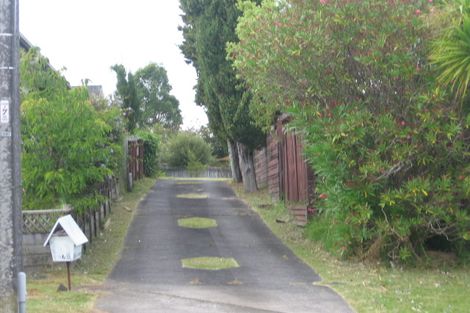 Photo of property in 69 Hogans Road, Glenfield, Auckland, 0629