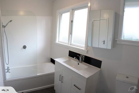 Photo of property in 73 Appleby Crescent, Burnside, Christchurch, 8053