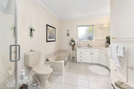 Photo of property in 35 Huntington Drive, Bethlehem, Tauranga, 3110