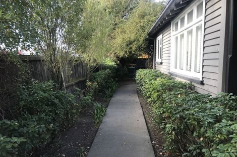 Photo of property in 52 Woodville Street, Edgeware, Christchurch, 8013