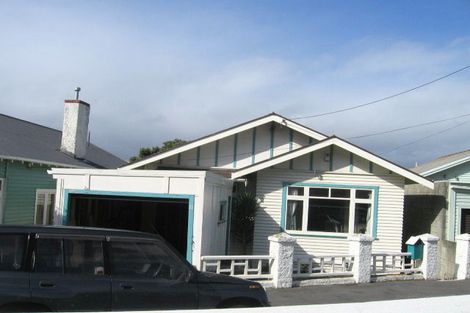 Photo of property in 11 Freyberg Street, Lyall Bay, Wellington, 6022