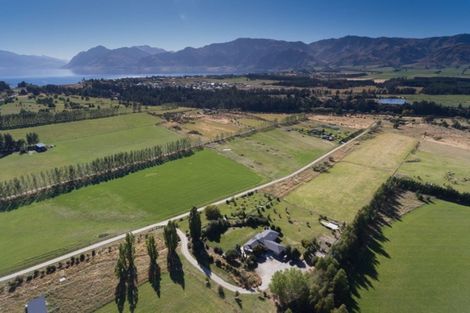 Photo of property in 1044 Lake Hawea-albert, Albert Town, Wanaka, 9382