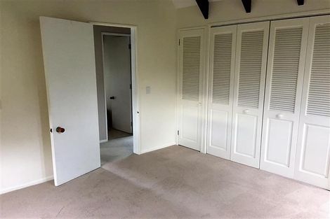 Photo of property in 148 Nicholson Road, Khandallah, Wellington, 6035