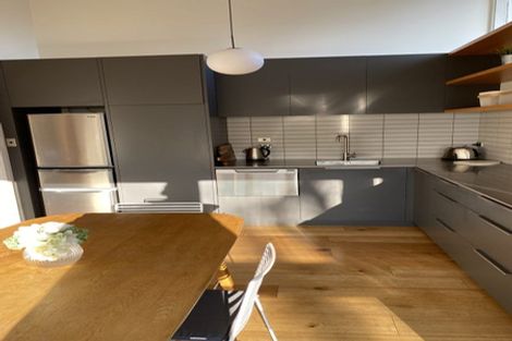 Photo of property in 72 Idris Road, Fendalton, Christchurch, 8052