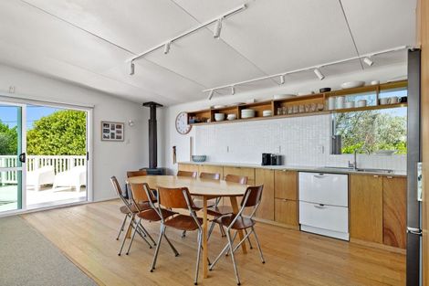 Photo of property in 48 Blue Pacific Parade, Riversdale Beach, Masterton, 5872