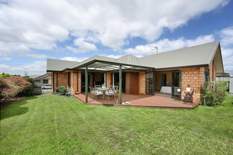Photo of property in 68 Wiltshire Drive, Huntington, Hamilton, 3210