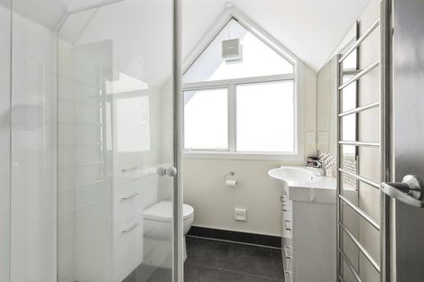 Photo of property in 68 Eskdale Road, Papakowhai, Porirua, 5024