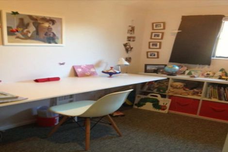 Photo of property in 77a Woodhouse Avenue, Karori, Wellington, 6012