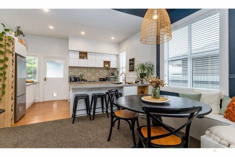 Photo of property in 51 Avenue Road, West End, Timaru, 7910