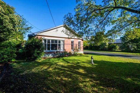 Photo of property in 63 Main North Road, Geraldine, 7930
