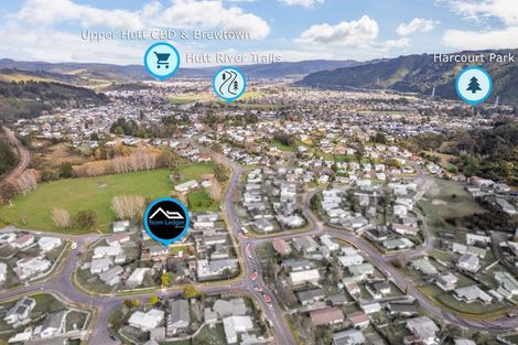 Photo of property in 6 Edelweiss Grove, Timberlea, Upper Hutt, 5018