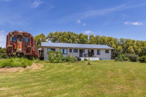 Photo of property in 193 Pine Valley Road, Dairy Flat, Silverdale, 0992