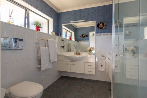 Photo of property in 15 Monarch Place, Paraparaumu Beach, Paraparaumu, 5032