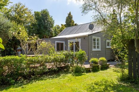 Photo of property in 48 Jellicoe Street, Greytown, 5712