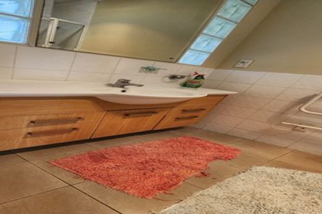 Photo of property in 34 Regent Street, Papatoetoe, Auckland, 2025