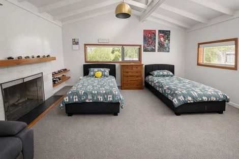 Photo of property in 43 Great North Road, Waipawa, 4210