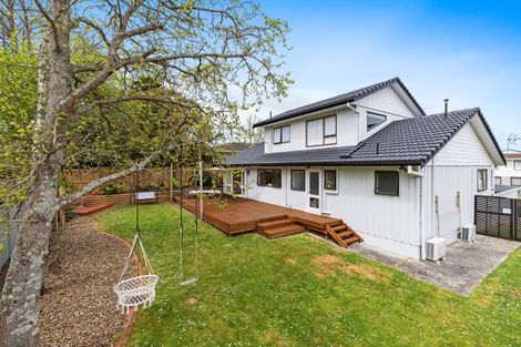 Photo of property in 24 Deodar Place, Totara Heights, Auckland, 2105