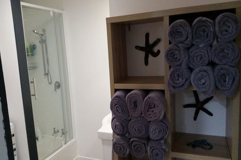 Photo of property in 19 Cruickshank Street, Kilbirnie, Wellington, 6022