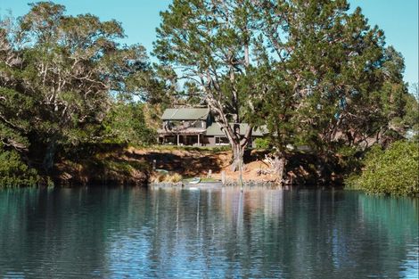 Photo of property in 323 Point Wells Road, Point Wells, Warkworth, 0986