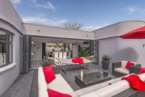 Photo of property in 208 Knowles Street, St Albans, Christchurch, 8052