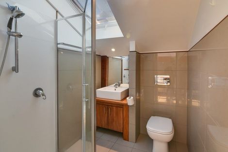 Photo of property in 13 Forbes Place, Glenorchy, 9372