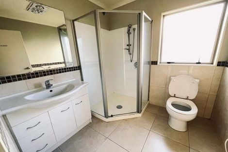 Photo of property in 74 Clover Drive, Henderson, Auckland, 0610