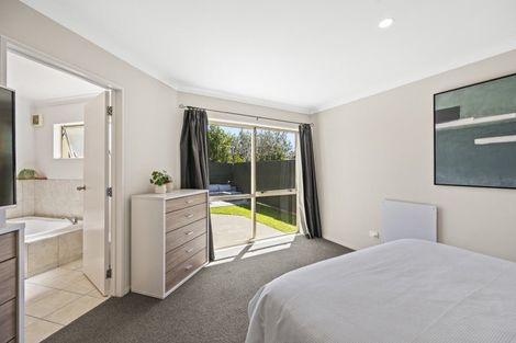 Photo of property in 9b Avenue Road, Greenmeadows, Napier, 4112
