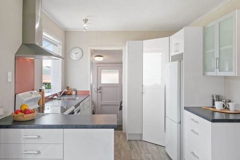 Photo of property in 1/18 Toru Street, Te Atatu Peninsula, Auckland, 0610