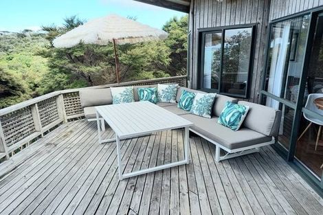 Photo of property in 22 Okoka Road, Omiha, Waiheke Island, 1081