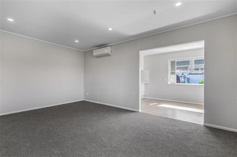 Photo of property in 2 Hokianga Street, Mangere East, Auckland, 2024