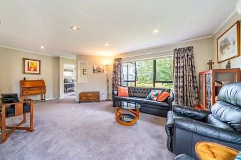 Photo of property in 30 Delaware Grove, Totara Park, Upper Hutt, 5018