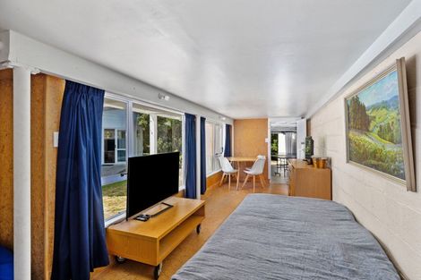 Photo of property in 48 Blue Pacific Parade, Riversdale Beach, Masterton, 5872