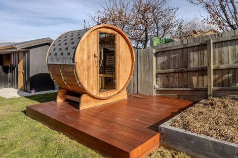 Photo of property in 7 Hebbard Court, Albert Town, Wanaka, 9305