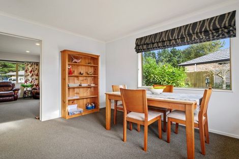 Photo of property in 8 Amoka Crescent, Parklands, Christchurch, 8083