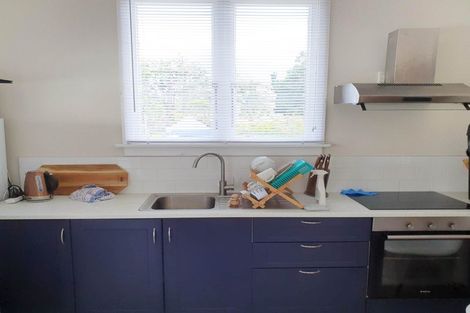 Photo of property in 2/68 Shakespeare Road, Bluff Hill, Napier, 4110