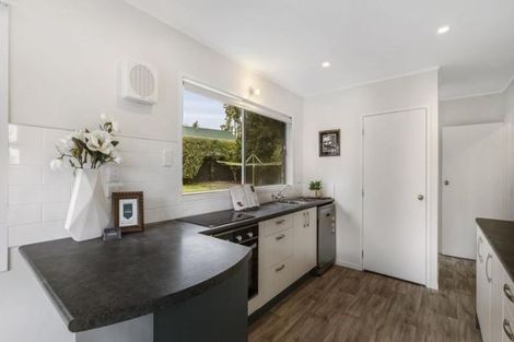 Photo of property in 41 Mack Place, Red Hill, Papakura, 2110
