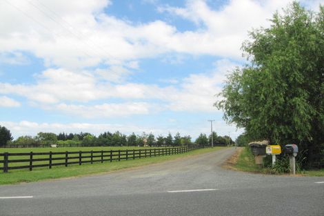 Photo of property in 203a Karaka Nth Road, Karaka, Papakura, 2580