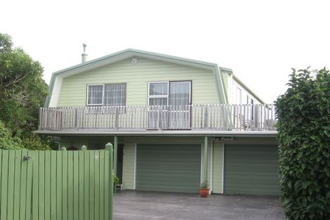 Photo of property in 5a Raymond Terrace, Fairfield, Lower Hutt, 5011