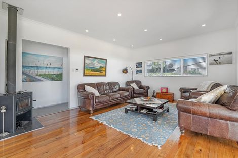 Photo of property in 243 One Tree Point Road, One Tree Point, 0118