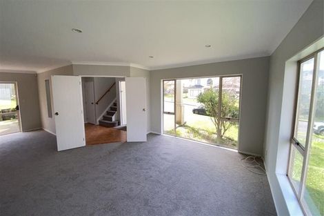 Photo of property in 16 Killybegs Drive, Pinehill, Auckland, 0632