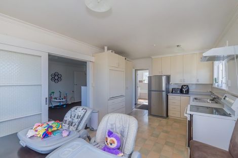 Photo of property in 21 Cornwall Street, Levin, 5510