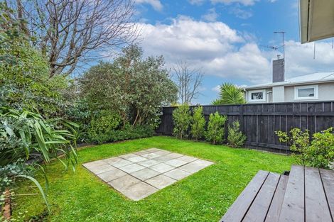 Photo of property in 21 Salisbury Avenue, Terrace End, Palmerston North, 4410