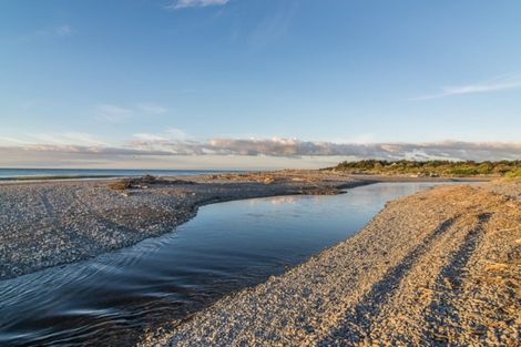 Photo of property in 10 Rodney Avenue, Te Horo Beach, Otaki, 5581