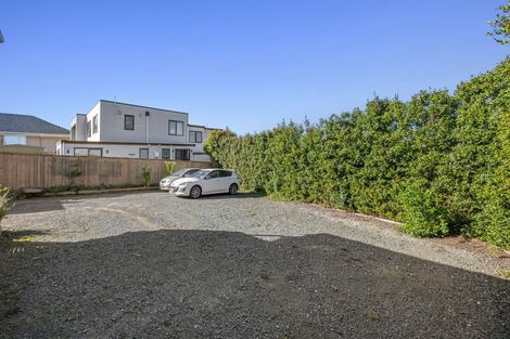Photo of property in 154 Carlisle Road, Northcross, Auckland, 0632