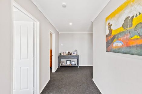 Photo of property in 50 Garton Drive, Massey, Auckland, 0614