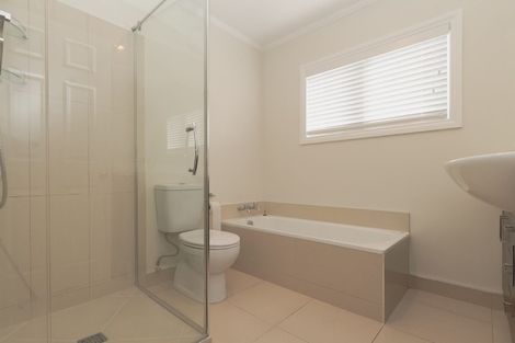 Photo of property in 13a Huapai Street, Onehunga, Auckland, 1061