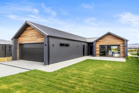 Photo of property in 21 Ngaru Crescent, Wharewaka, Taupo, 3330