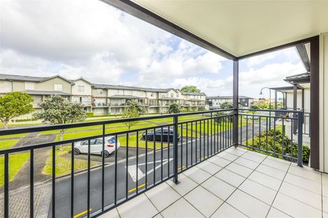Photo of property in 5/23 Opito Way, East Tamaki, Auckland, 2013