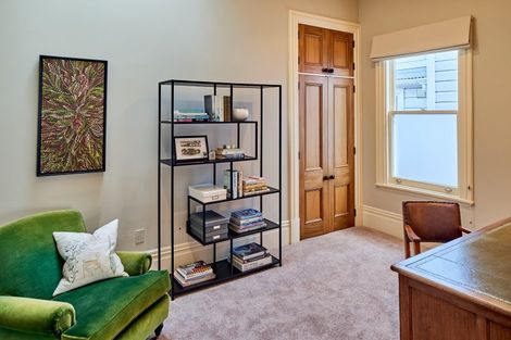 Photo of property in 29 The Crescent, Roseneath, Wellington, 6011