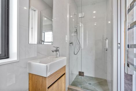 Photo of property in 17c Swaffield Road, Papatoetoe, Auckland, 2025